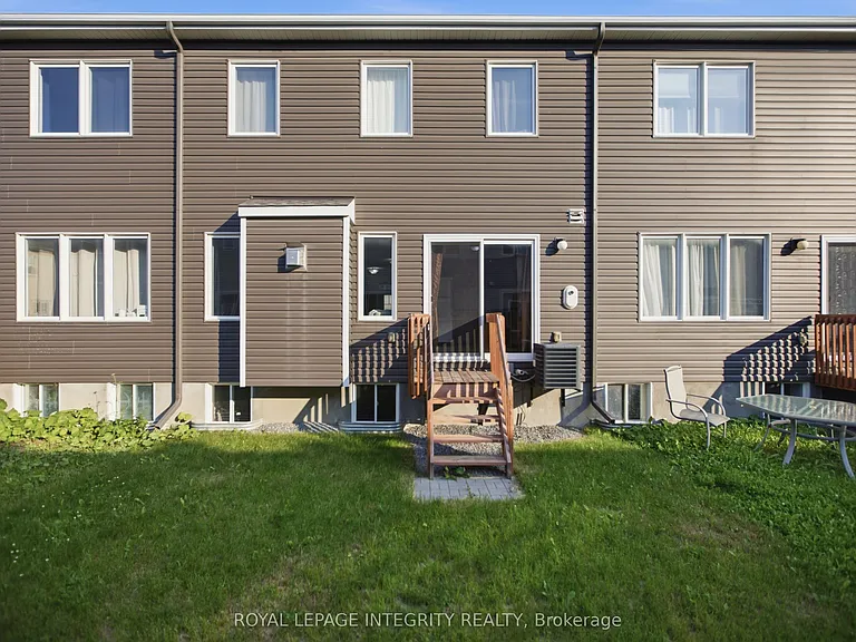 2235 Watercolours Way — Photo 20