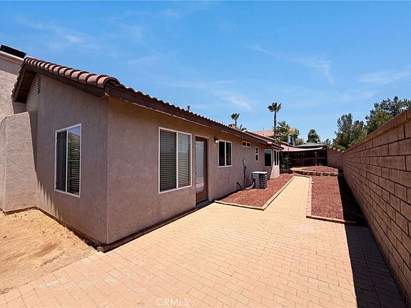 5th image of 22125 Country Hills Dr