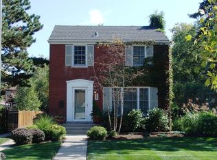 537 9th Ave, La Grange, IL 60525
