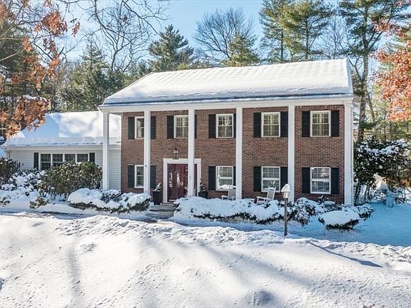 2nd image of 5 Old County Rd