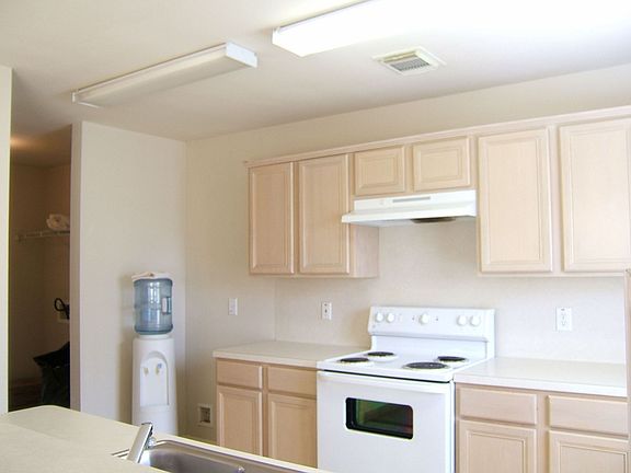 4th image of 7402 Village Lake Dr