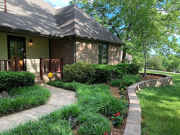 Lovely Landscaping & Trees