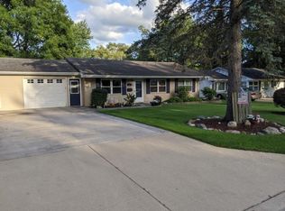 161 Joanne Ln, Dekalb, IL 60115
