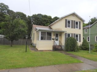 28 Parker St, Auburn, NY 13021