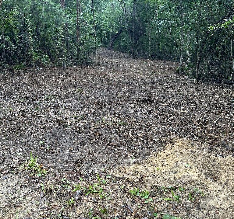 1st image of 2405 County Road 1067