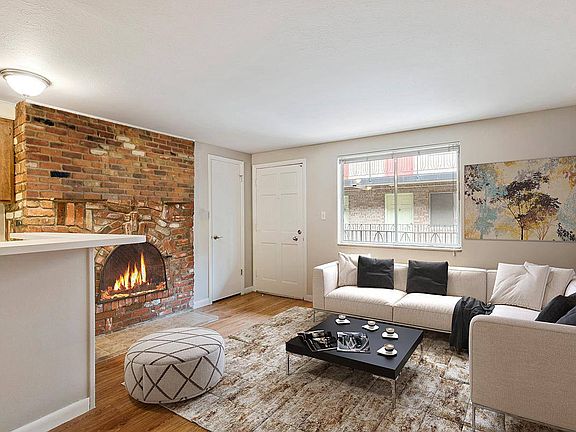 3rd image of 10 S Sherman St APT 109