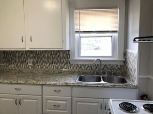 999 York Ave FLOOR 2, Pawtucket, RI 02861