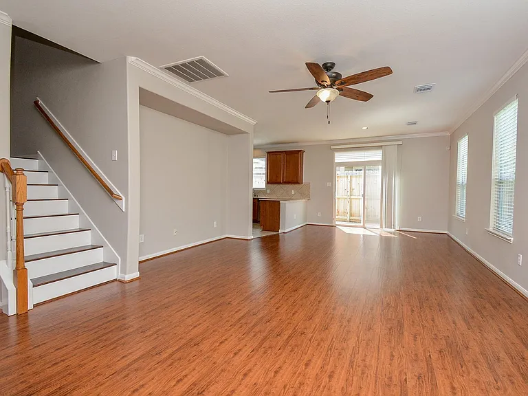 16021 Summerville Lake Dr — Photo 10