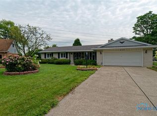 408 Allen St, Walbridge, OH 43465