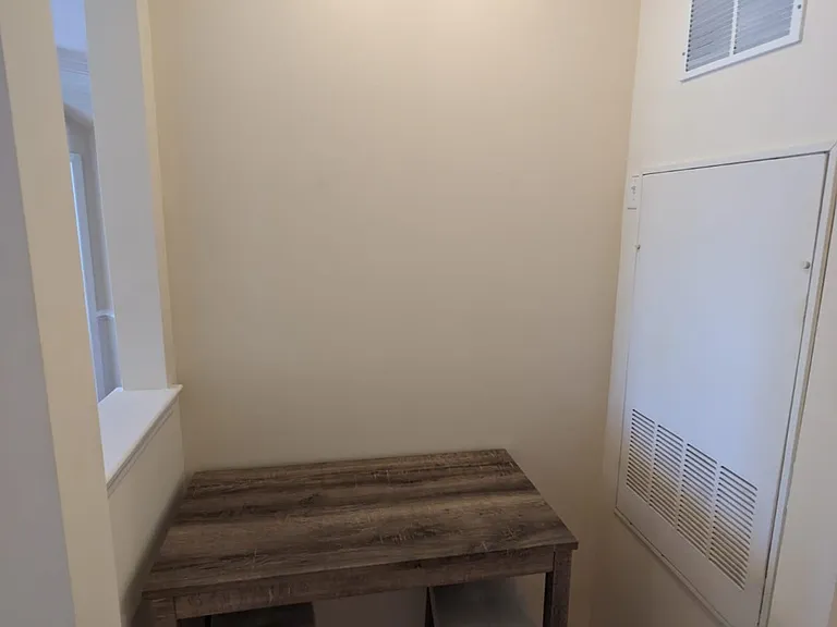 Office/Bar Nook