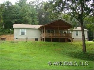 19 Massey Rd, Hendersonville, NC 28792