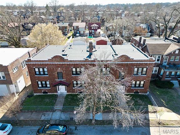 2nd image of 3656 Bates St