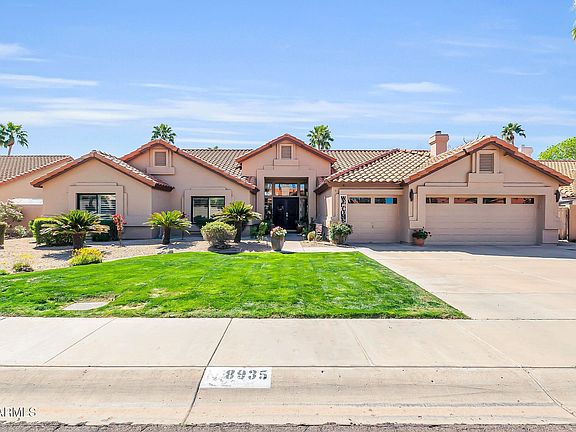 2nd image of 8935 E Larkspur Drive