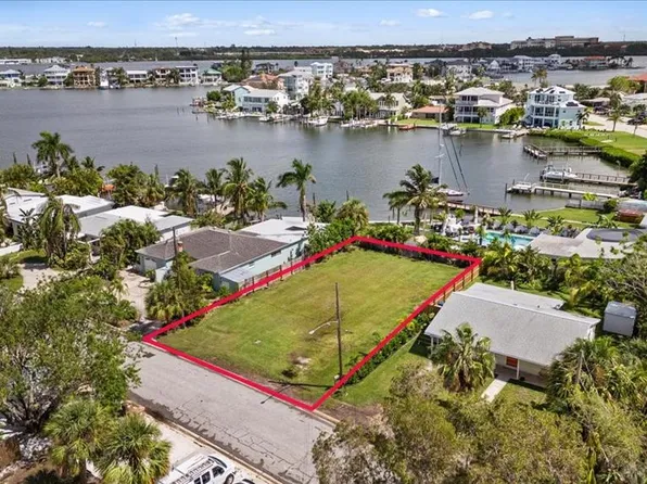 14033 E Parsley Dr #3, Saint Petersburg, FL 33708