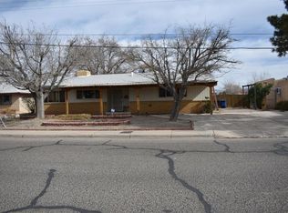 2904 10th St NW, Albuquerque, NM 87107