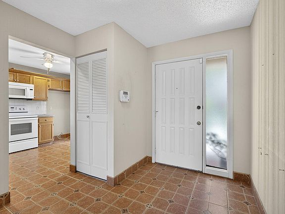 2nd image of 67 Macadamia Court