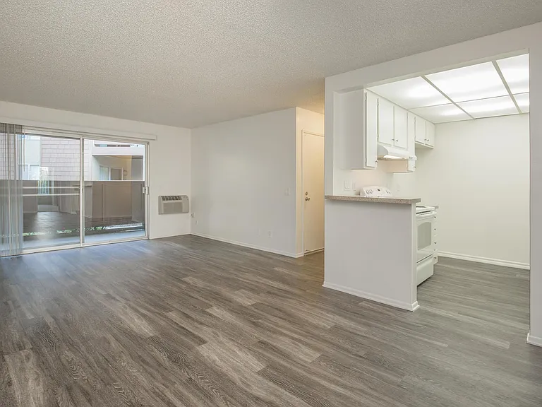 Fairway Village Apartment Homes — Photo 10