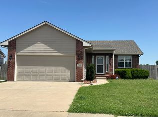 748 Reflection Lk, Andover, KS 67002