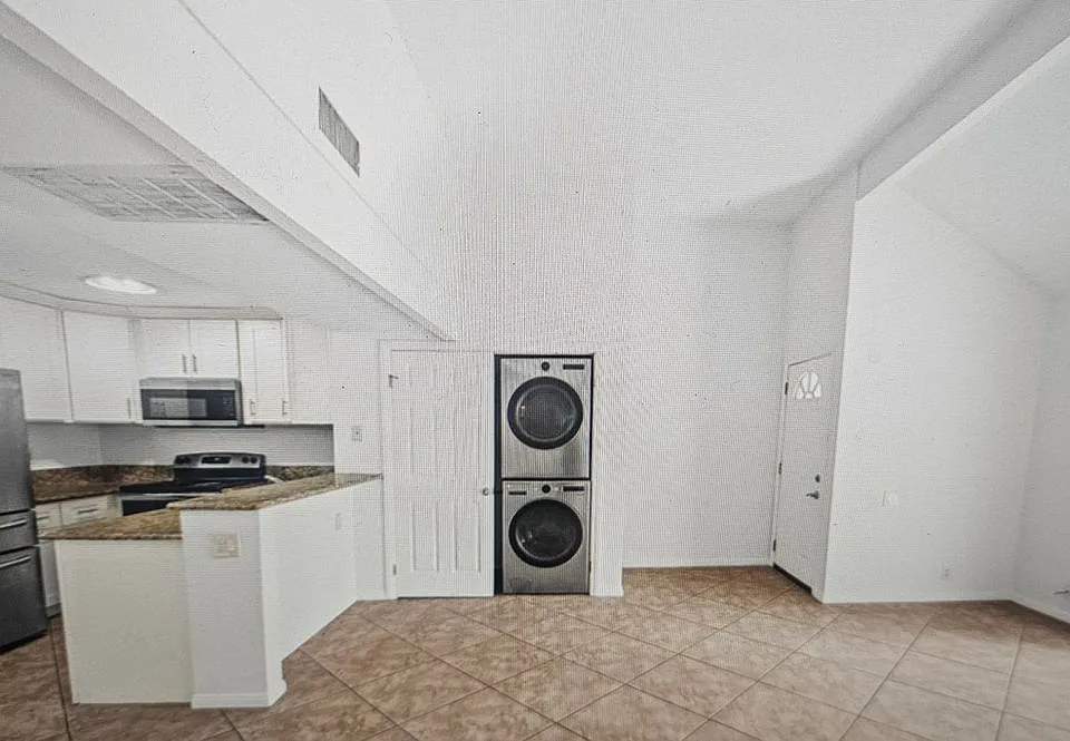 1400 W Edgehill Rd #80