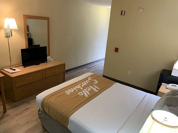 3rd image of 891 Ocean Shores Blvd NW #104