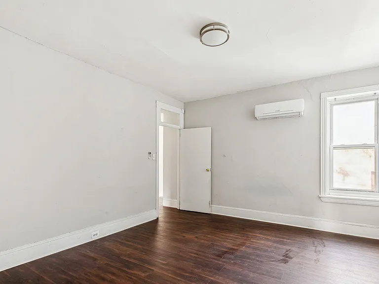 4161 Ridge Ave #2B — Photo 9