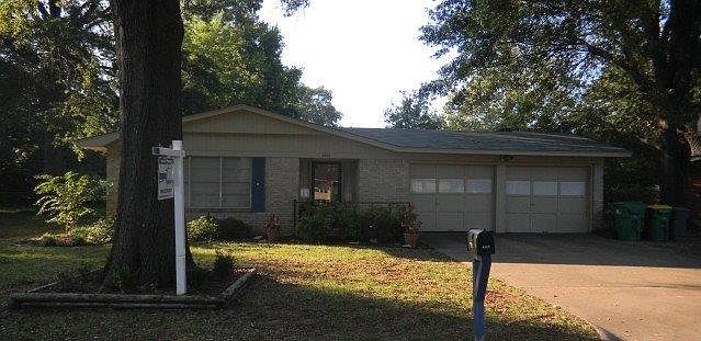 1st image of 4003 Columbine Ln
