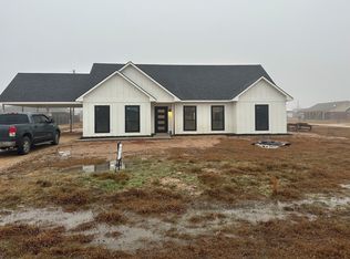 755 Daniel St, Blossom, TX 75416
