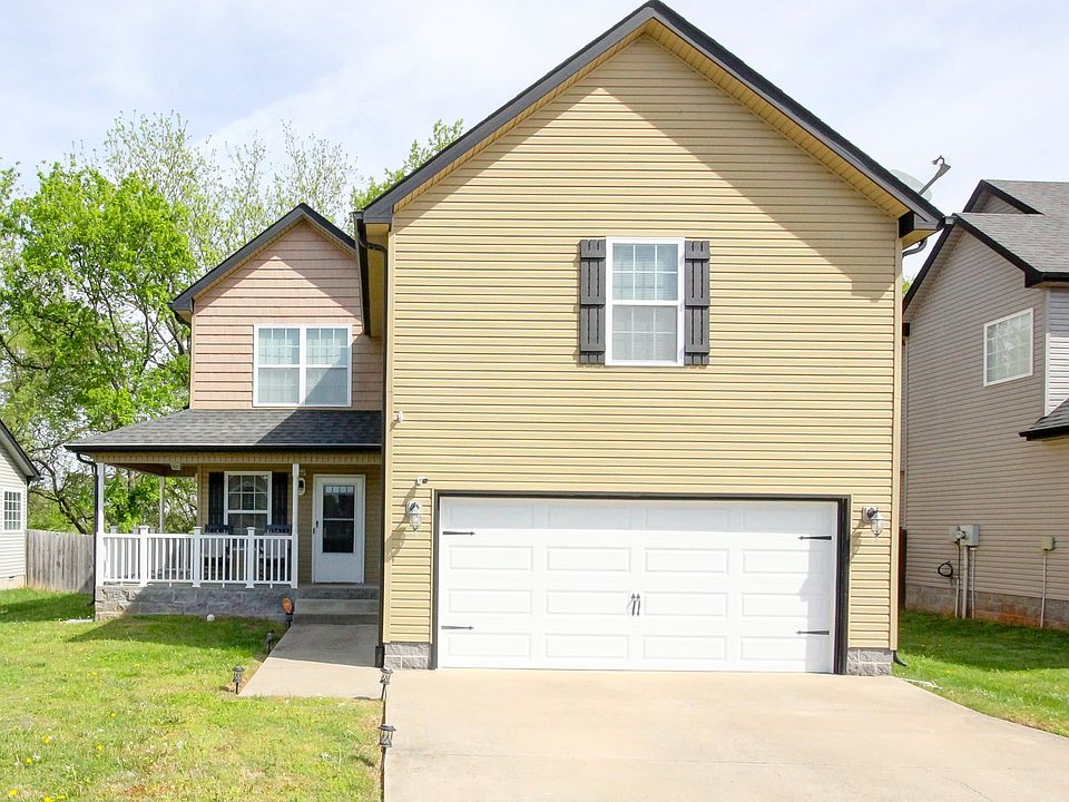 1st image of 568 Falkland Cir