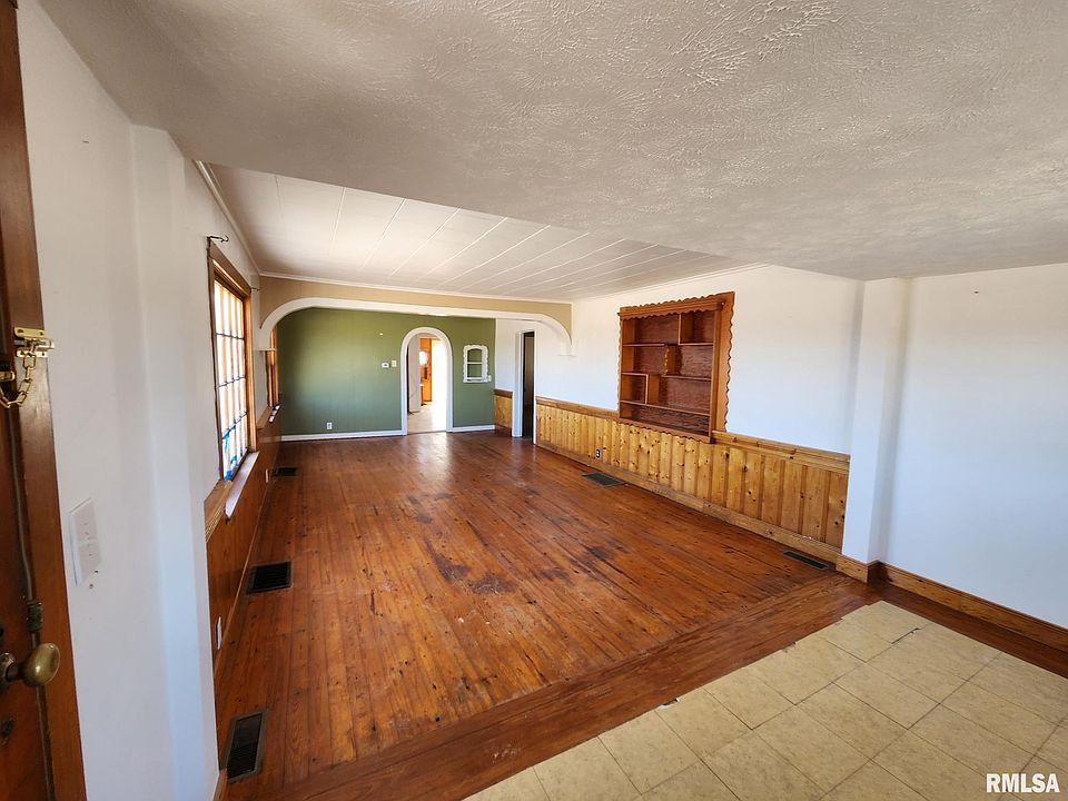 24093 Corinth Rd, Thompsonville, IL 62890 Zillow