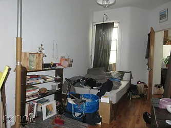 Rented by Rennit Inc.