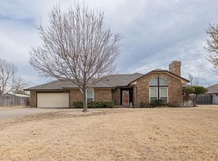 4717 Skytrail Ct, Yukon, OK 73099
