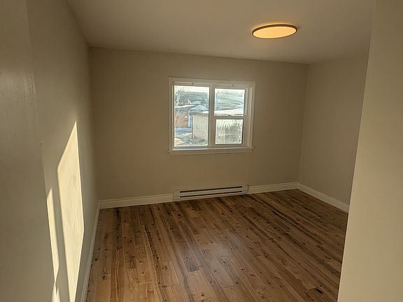 4th image of 550 Matheson Ave #2