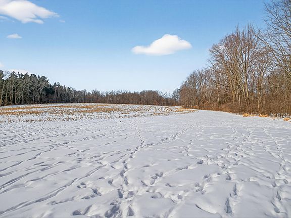 4th image of 2770 N Dearing Rd