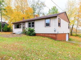 79 Darby Rd, Brooklyn, CT 06234