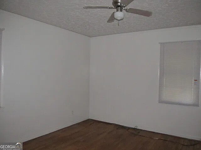 737 N Greenwood St — Photo 9