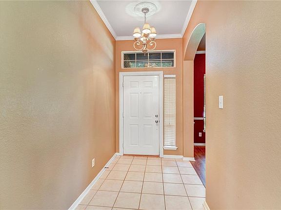 4th image of 6425 Branchwood Trl