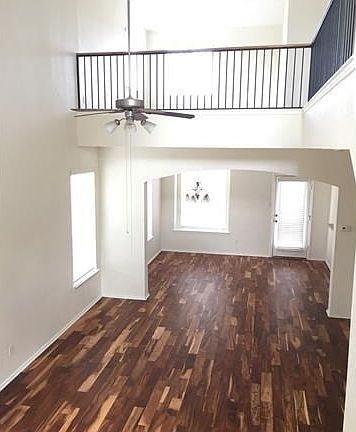 3rd image of 1612 Yoakum St #251