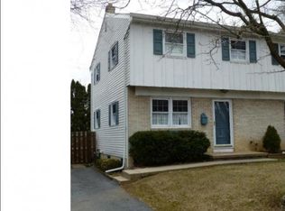 545 Spring Ave, Lititz, PA 17543