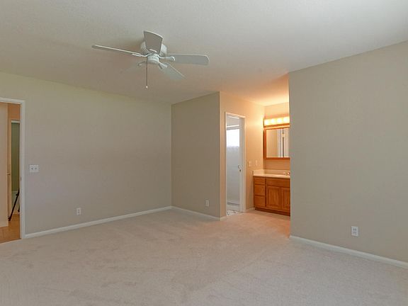 2nd image of 2474 Taylor Ave