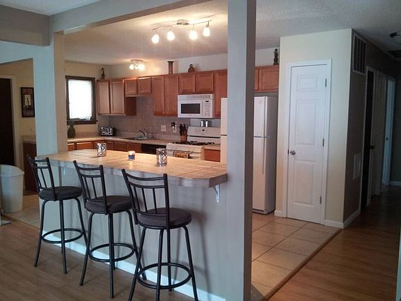 Living room/ kitchen