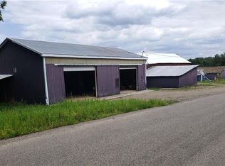 779 Hurlburt Rd, Forestville, NY 14062