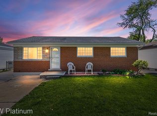 20794 Webster St, Clinton Township, MI 48035