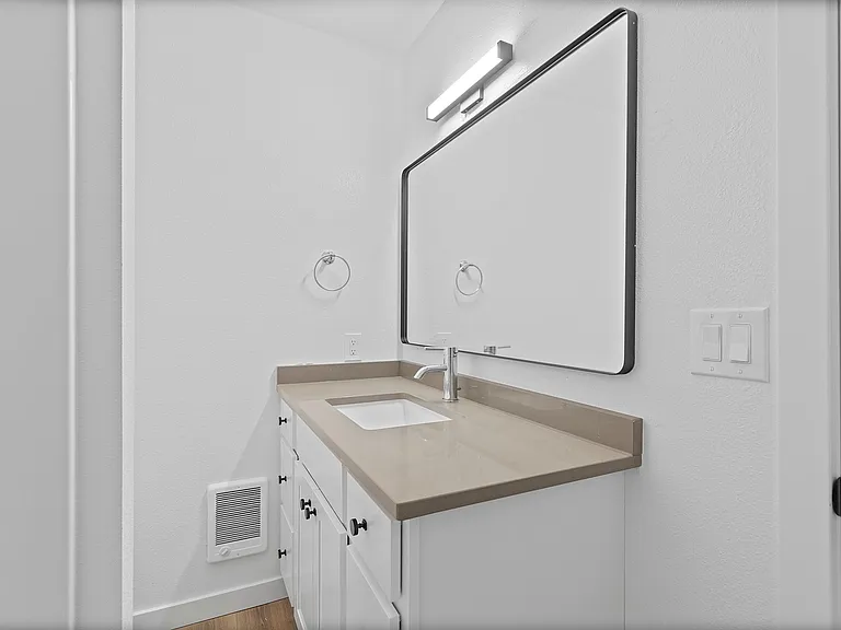 Newly Remodeled Kennedy Park Apartments! $$ ONE MONTH FREE — Photo 11