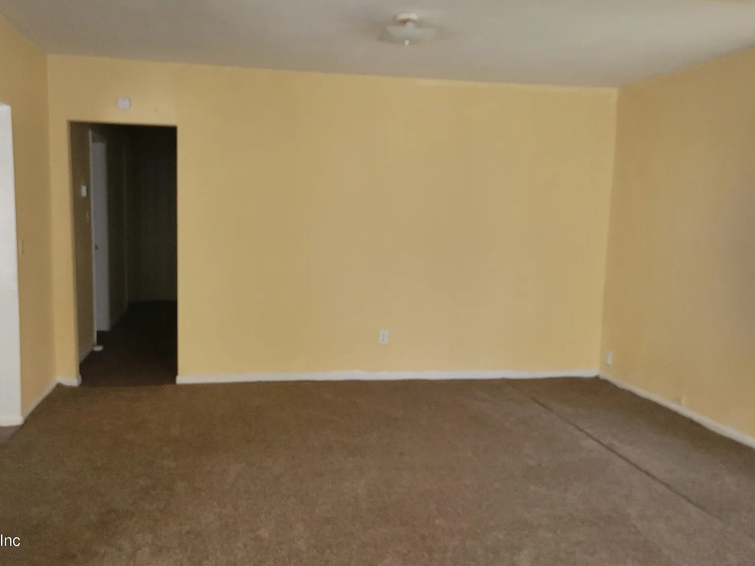 4 bed, 1.5 bath, 1290 sqft, $1,500 — Photo 3