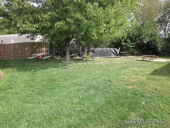 5th image of 3 Deerfield Ct