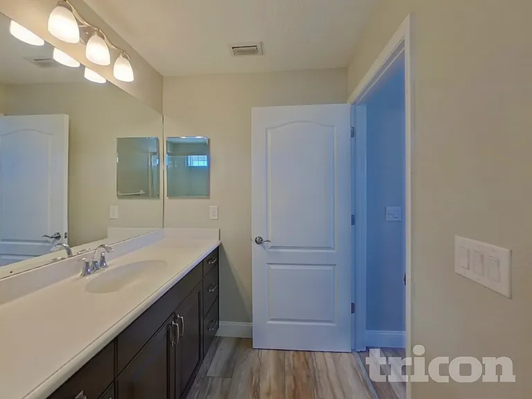 3925 Cottage Hill Ave — Photo 9