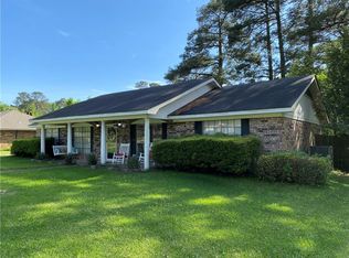 208 Arrowhead Dr, Pineville, LA 71360