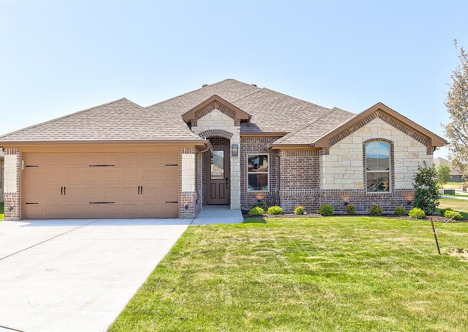 1st image of 276 Jacinth Ln