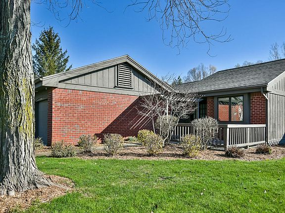 3rd image of 1274 Suncrest Dr NE