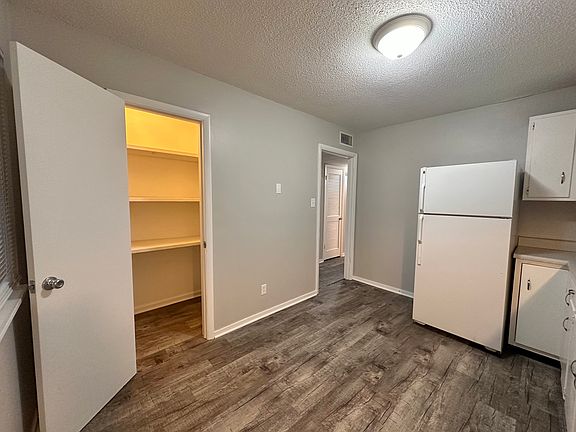 5th image of 1011 E Mountcastle St APT 60